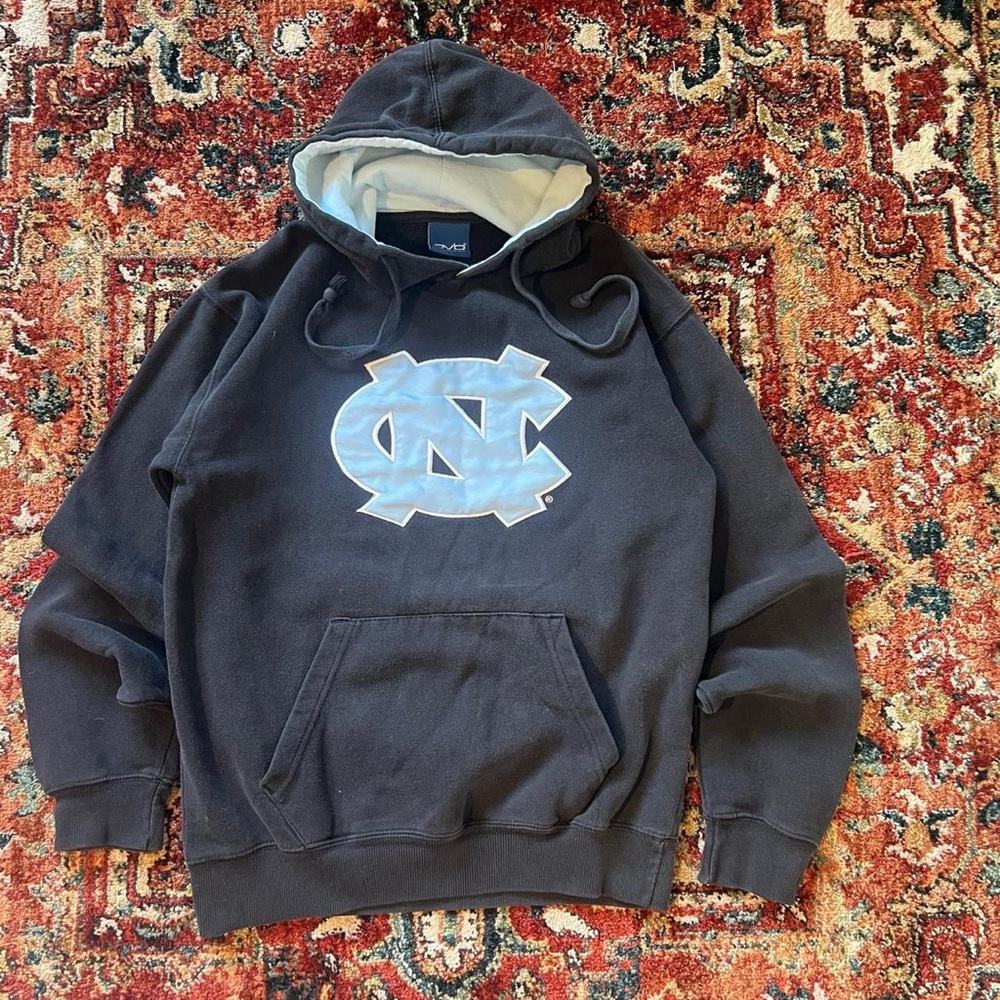 Y2k University of Carolina Tar Heels blakc and blue embroidered hoodie size S/M